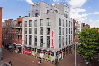82m2 apartment to rent for 1395€/month in Julianastraat 109, Alphen aan den Rijn