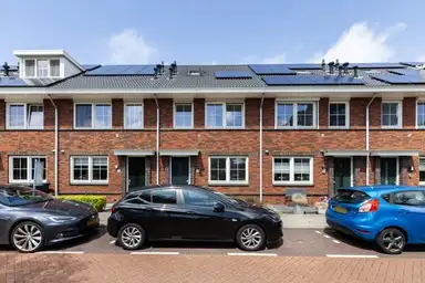 120m2 house to rent for 2450€/month in Sterrenzand 2673, Naaldwijk