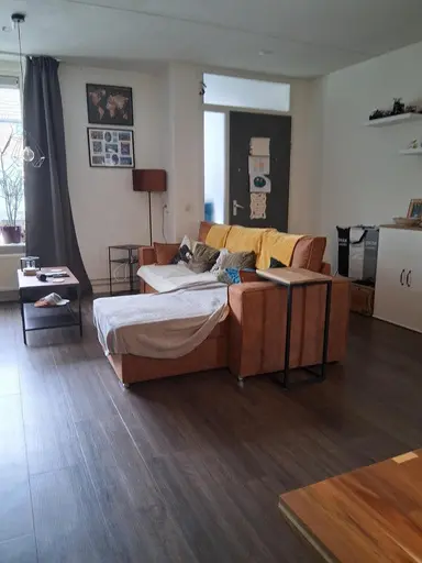 72m2 apartment to rent for 1100€/month in Kluut, Hoorn