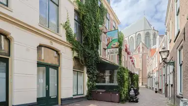 room de 38m2 à louer pour 979€/mois à Hooglandsekerk-Choorsteeg, Leiden