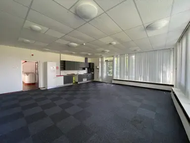50m2 room to rent for 325€/month in Vullingsweg, Heerlen