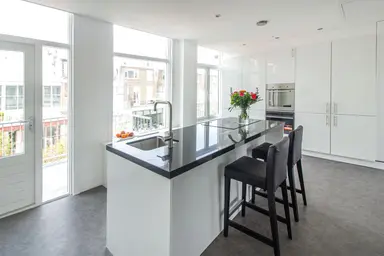 apartment di 115m2 in affitto a 2600€/mese a Paramaribostraat 4, The Hague