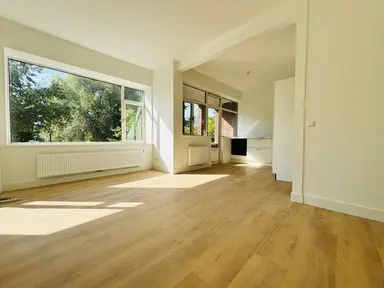 111m2 house te huur voor 3250€/maand in Huis te Hoornkade, Rijswijk