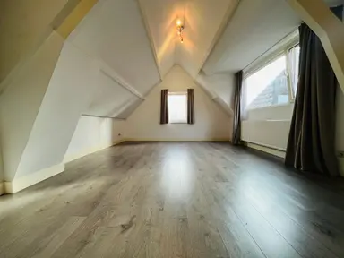 98m2 apartment to rent for 1674€/month in Zuidhoek 314, Rotterdam