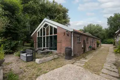128m2 house to rent for 2000€/month in Vierde Stationsstraat 444, Zoetermeer