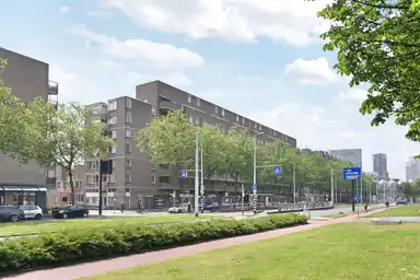 76m2 apartment to rent for 1007€/month in Burgemeester van Walsumweg 148, Rotterdam