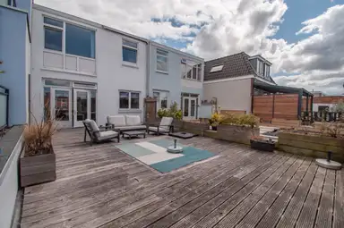138m2 house te huur voor 2500€/maand in Kerklaan 40, Rijswijk