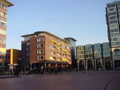 132m2 apartment te huur voor 3500€/maand in Stadsplein 23, Amstelveen