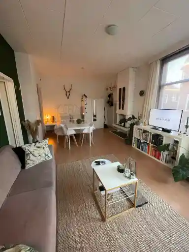 50m2 studio te huur voor 975€/maand in Kennemerstraat, Haarlem