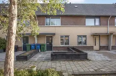 117m2 house to rent for 2300€/month in Jacob Catsstraat, Almere