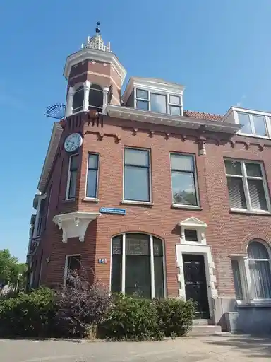 100m2 apartment to rent for 2200€/month in Mathenesserlaan, Rotterdam