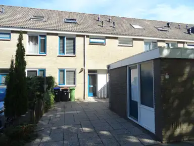 110m2 house to rent for 1600€/month in Kogge 07 18, Lelystad