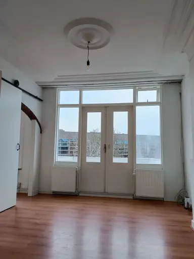 50m2 room te huur voor 811€/maand in Valkenboslaan, The Hague