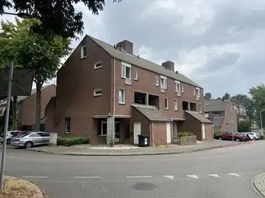 120m2 apartment à louer pour 1475€/mois à Penatenhof 55B, Maastricht