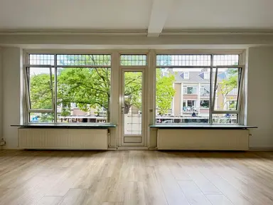 apartment de 88m2 à louer pour 2200€/mois à Theresiastraat 95A, The Hague