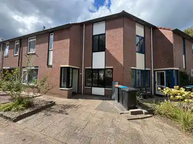 85m2 house to rent for 1100€/month in De Griffioen 35, Almelo