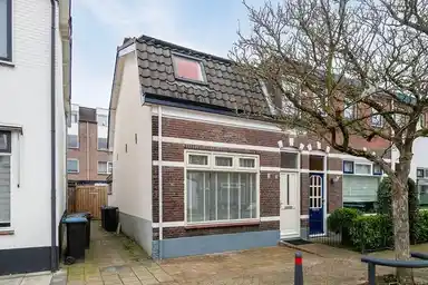 80m2 house to rent for 2300€/month in Hoge Larenseweg, Hilversum