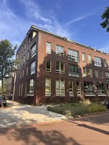 81μ² apartment προς ενοικίαση για 2150€/μήνα σε Reitdiepstraat, Utrecht