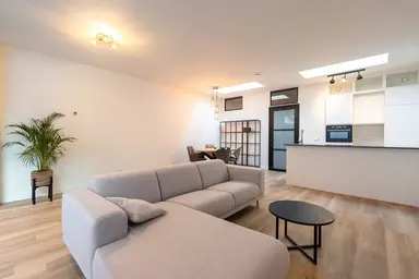 71μ² apartment προς ενοικίαση για 2150€/μήνα σε Vijfhuizerstraat 24, Haarlem