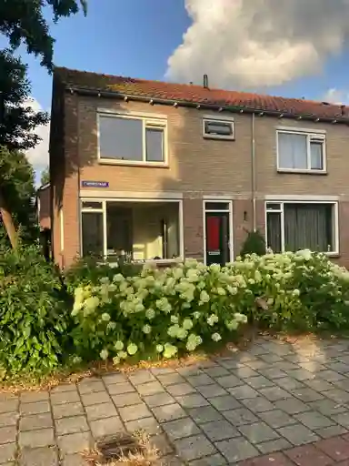 95m2 house to rent for 731.93€/month in 1e Heidestraat 2, Assendelft