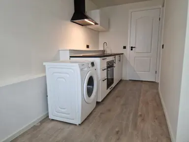 15m2 studio te huur voor 850€/maand in Lange Hilleweg, Rotterdam