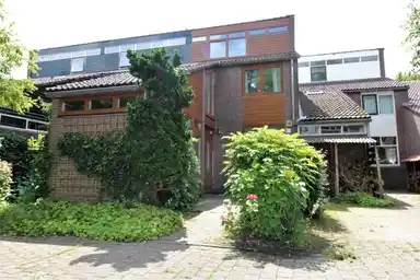 125m2 house zur Miete für 1095€/Monat in Fioringras, Leeuwarden