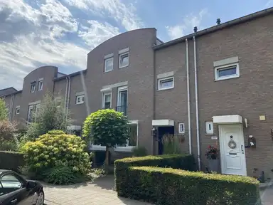 113m2 house to rent for 1795€/month in Akersteenweg, Maastricht