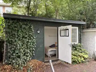 14μ² room προς ενοικίαση για 900€/μήνα σε Ben Viljoenstraat, Amsterdam