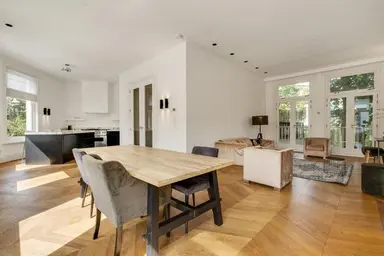 151μ² apartment προς ενοικίαση για 5750€/μήνα σε Willemsparkweg, Amsterdam