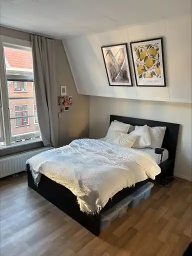 16m2 room à louer pour 850€/mois à Papengracht, Leiden