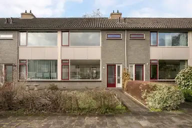 123m2 house zur Miete für 1285€/Monat in Kromme Rijn 24, Zwolle