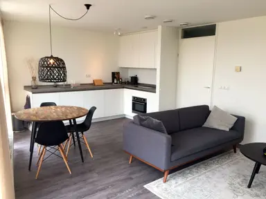60m2 apartment in affitto per 2500€/mese a Jufferstraat 146, Rotterdam