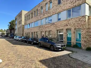 109m2 house à louer pour 2495€/mois à Blois van Treslongstraat 81, Utrecht