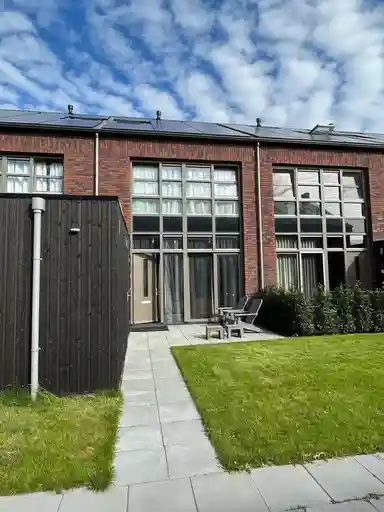 93m2 house zur Miete für 1200€/Monat in Broukade 8, Leeuwarden