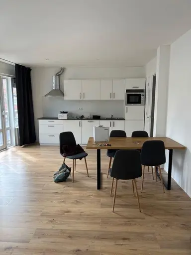 40m2 studio in affitto per 1420€/mese a Pleinweg, Rotterdam