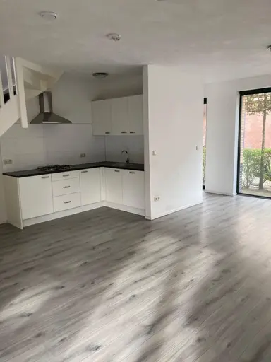 70m2 apartment zur Miete für 1995€/Monat in Achter 't Hofje, Enschede