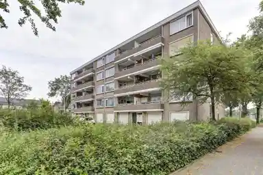 90m2 apartment zur Miete für 1300€/Monat in J.J. van Deinselaan 438, Enschede