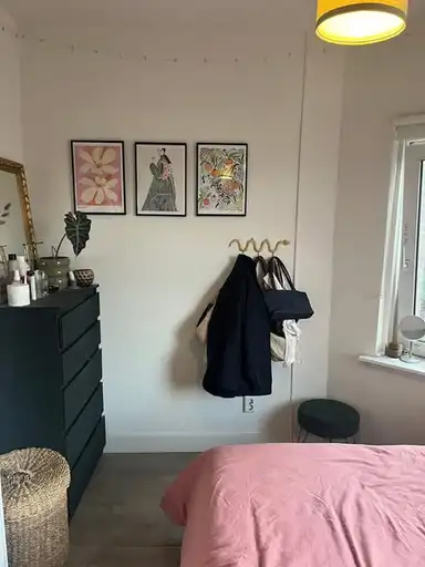 55m2 room te huur voor 810€/maand in Amstelkade, Amsterdam