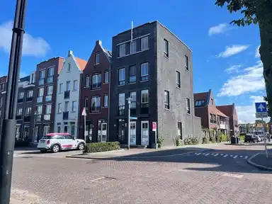 217m2 house to rent for 2850€/month in Prins Hendrikkade 183, Katwijk