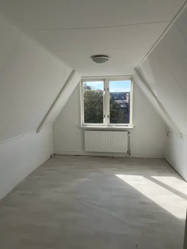 10.4m2 room te huur voor 555€/maand in Noordeinde, Leiden
