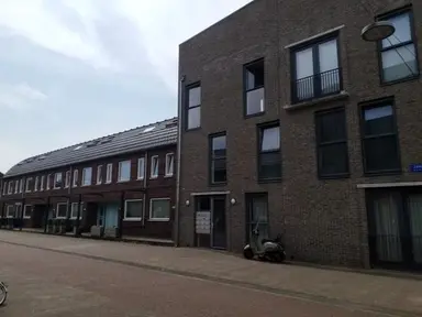 134m2 house to rent for 2800€/month in James Cookroute, Almere