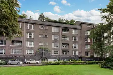 180m2 apartment to rent for 5500€/month in Jan van Goyenkade 29, Amsterdam