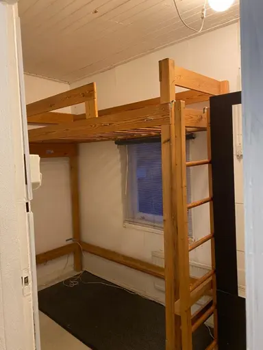 8m2 room to rent for 375€/month in Breestraat, Delft