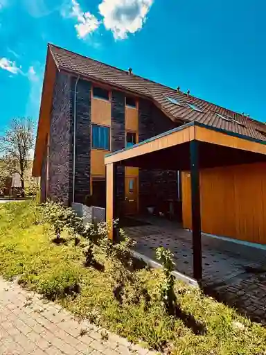 125m2 house to rent for 4650€/month in Noorderduinzicht, Almere