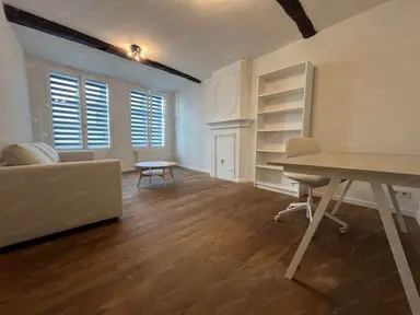 50m2 apartment te huur voor 1828€/maand in Grote Gracht, Maastricht