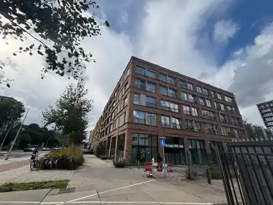 47m2 apartment à louer pour 2100€/mois à Schipluidenlaan 64, Amsterdam