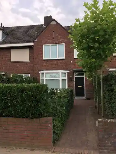 105m2 house zur Miete für 1625€/Monat in Meerssenerweg, Maastricht