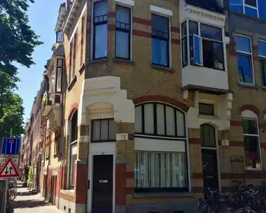 30m2 studio à louer pour 1090€/mois à Spoorsingel, Rotterdam