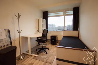 13m2 room to rent for 875€/month in Leyweg, The Hague