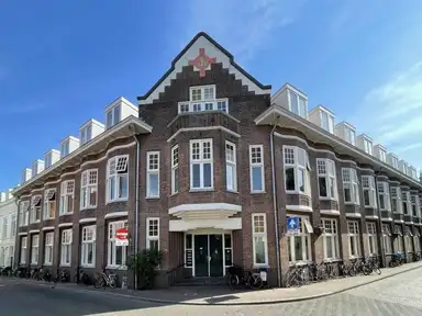 15m2 room to rent for 597€/month in Weverssingel, Amersfoort